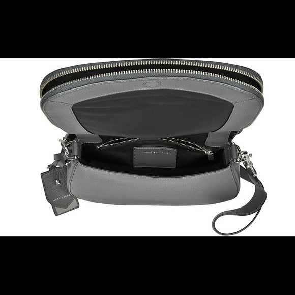 Marc Jacobs❤️NEW❤️Small Recruit Nomad Shadow - Picture 3 of 8